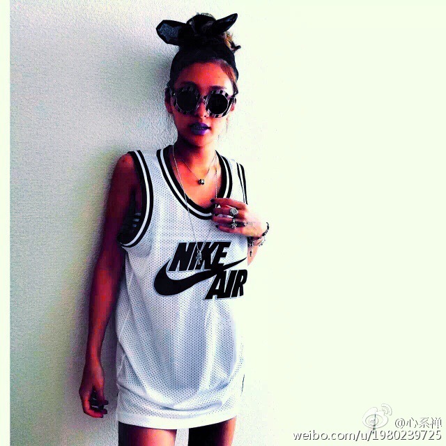 DDY第14期嫩模心系禪BB微博私照全收集